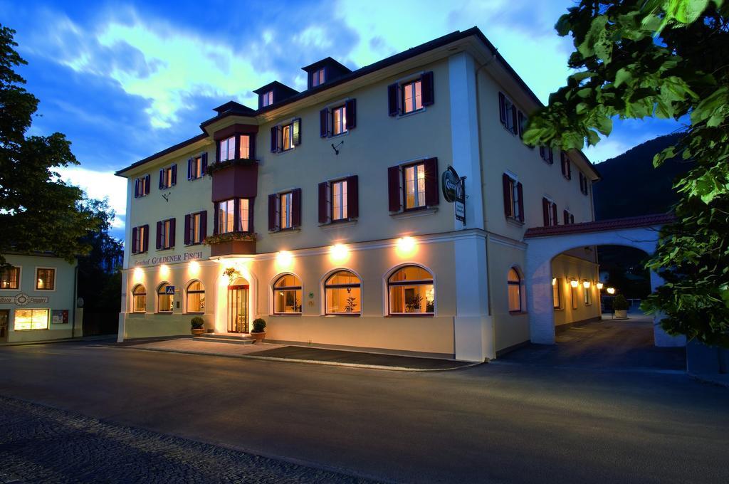 Gasthof Goldener Fisch Lienz Exteriér fotografie