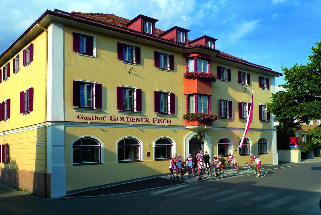 Gasthof Goldener Fisch Lienz Exteriér fotografie