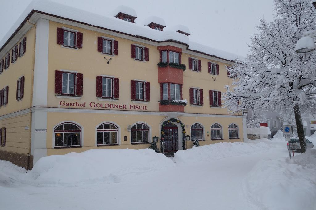 Gasthof Goldener Fisch Lienz Exteriér fotografie